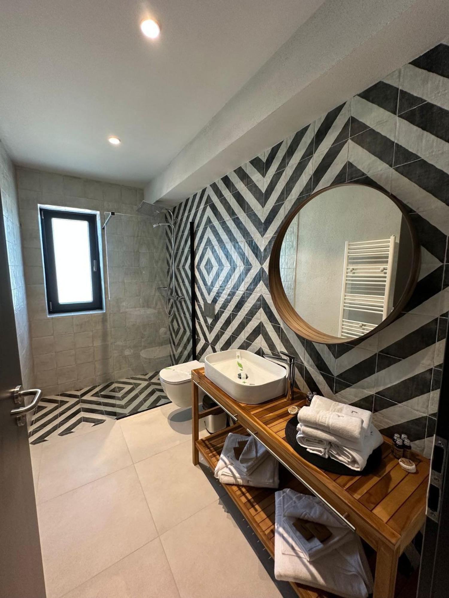 Luuma Hotel 2 Mai Ngoại thất bức ảnh
