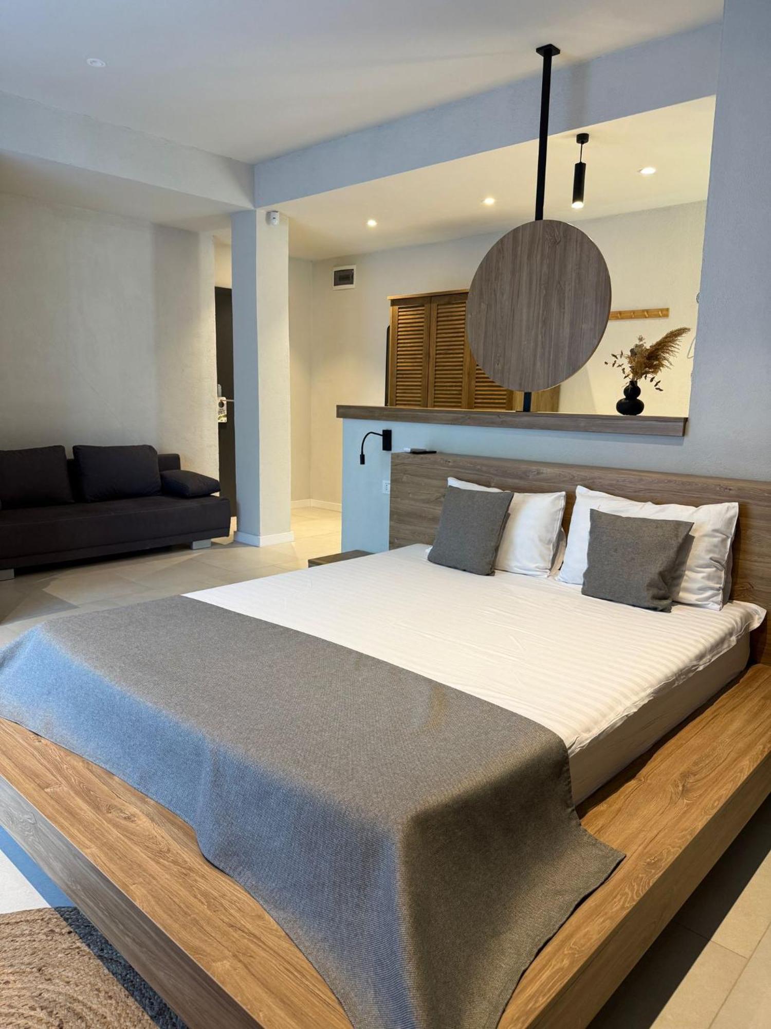 Luuma Hotel 2 Mai Ngoại thất bức ảnh